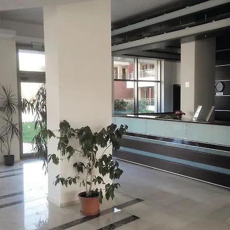 Апартамент One-bedroom In